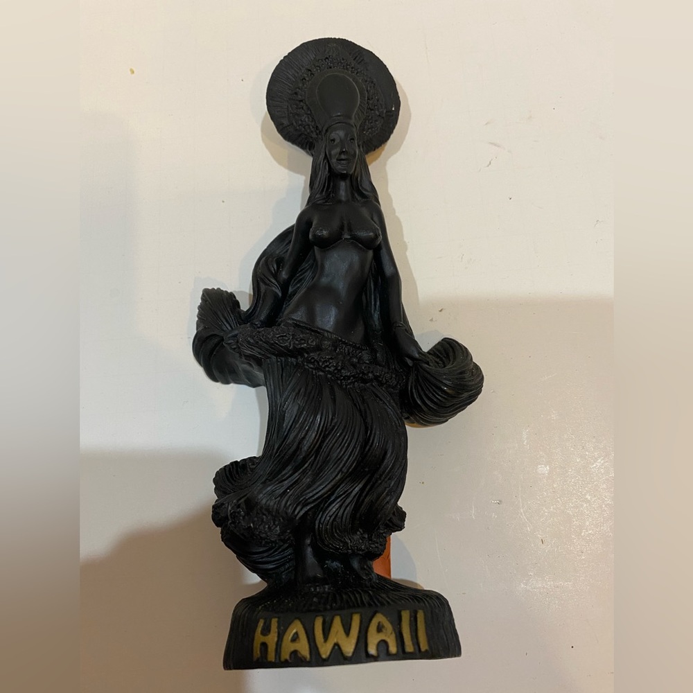 Vintage Coco Joes Hula Figurine - Tahitian Wahine made of with Lava 1990